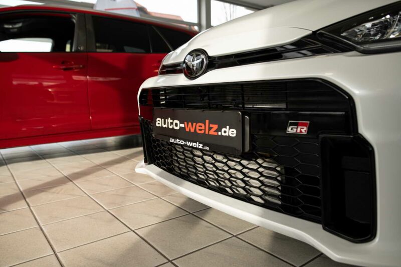 Ausschnitt Frontansicht Toyota